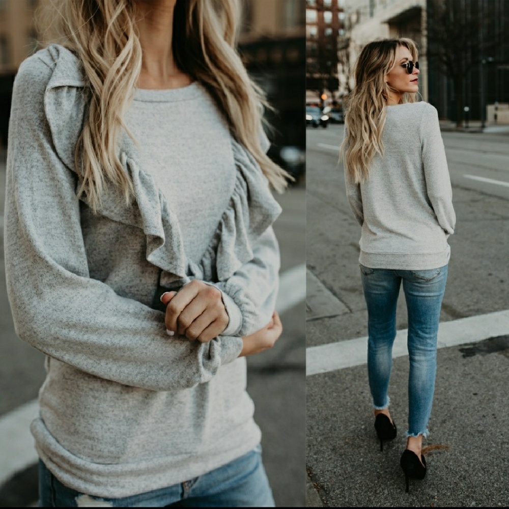 🎉host pick🎉Gray Ruffle Top L - Picture 3 of 3